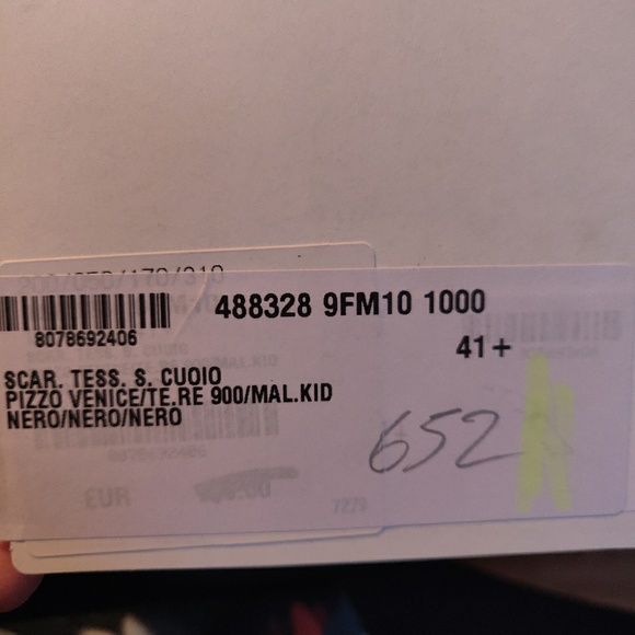 Gucci Flower Pattern Pin Heels - Picture 4 of 4